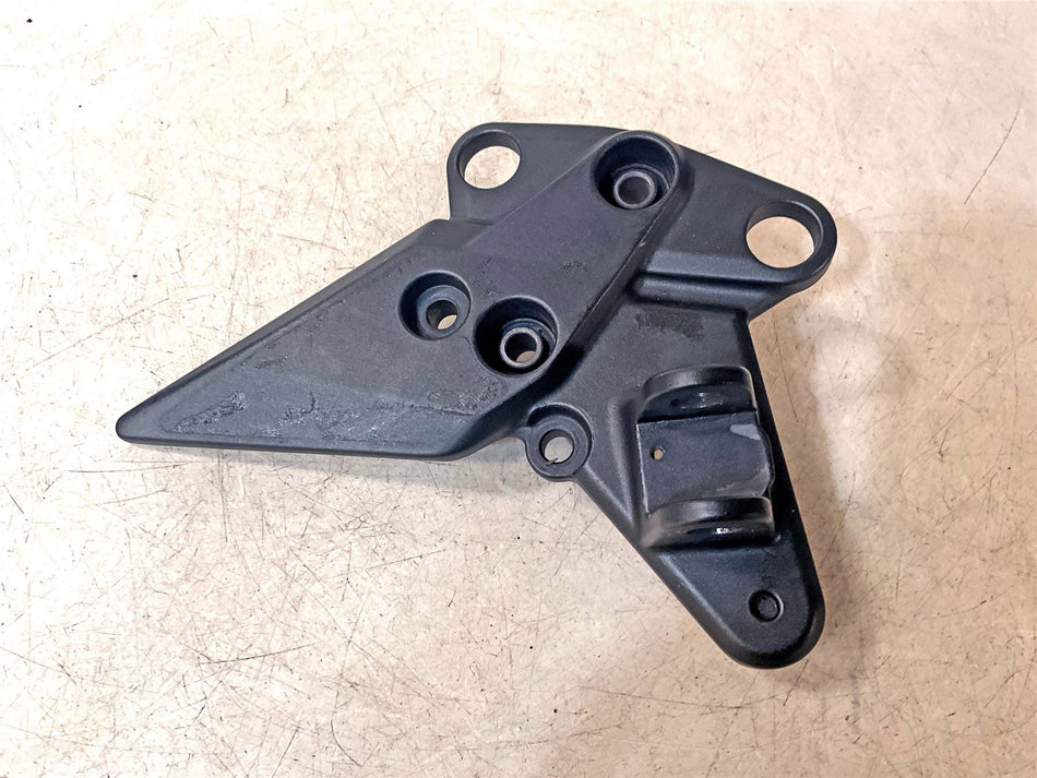 2022 Kawasaki Ninja H2 SX SE Front Right Footrest Hanger - 35063-0905-18R