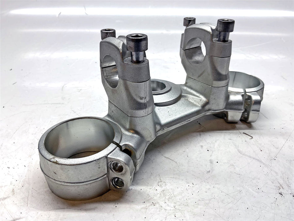 2014 Triumph Tiger 800 ABS Upper Yoke & Bar Clamps - T2049750