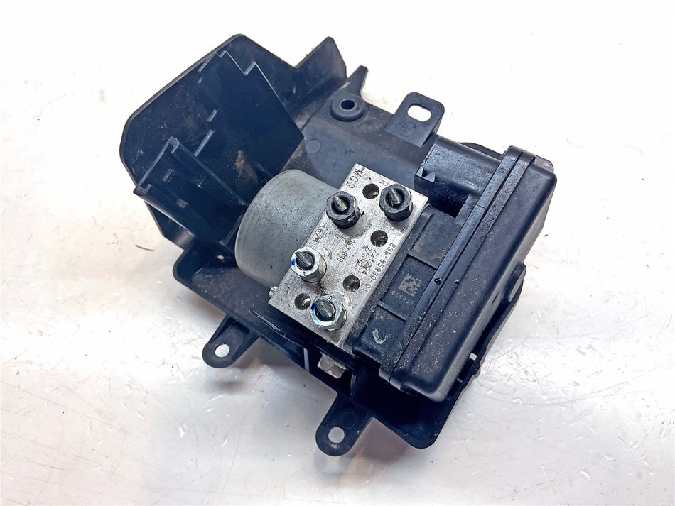 2025 Yamaha YZF R1 ABS Pump - B3L859300800