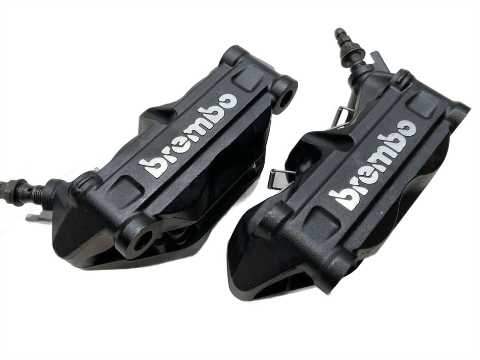 2011 Triumph Speed Triple 1050 Brembo Front Brake Calipers Pair T2021111