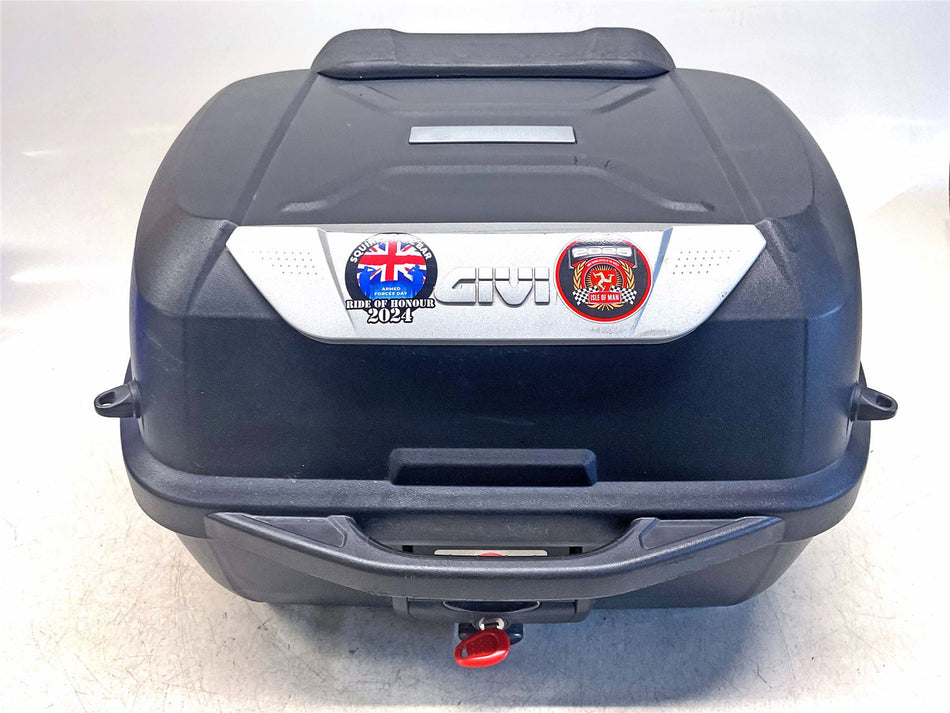 2007 Triumph Tiger 1050 Givi Top Box