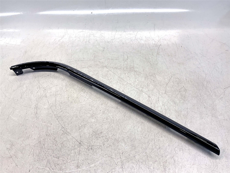 2025 Piaggio Vespa GTS 125 Super Right Lower Body Trim (Black) - 1B00964700090