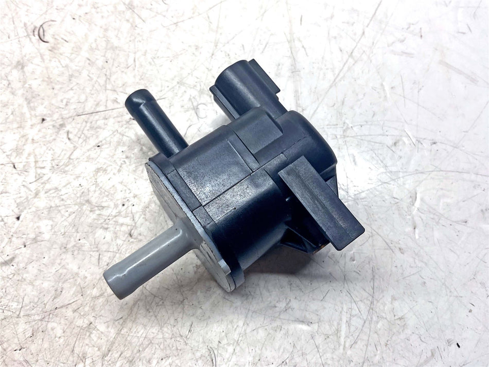 2024 Triumph Tiger 850 Sport Purge Valve - T1248990