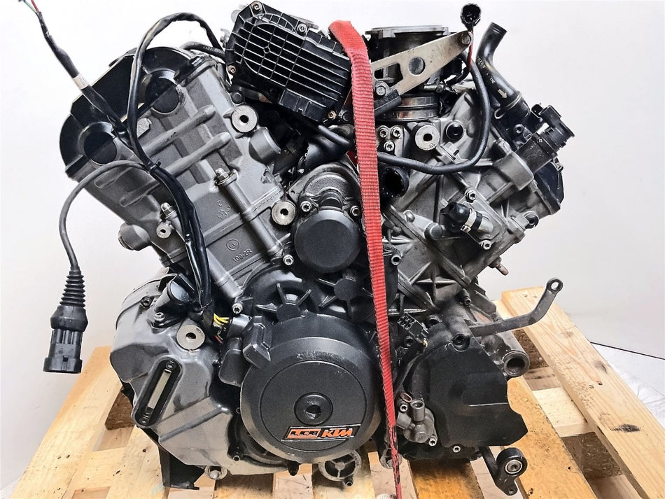 2017 Ktm 1290 SUPER DUKE GT R S Engine - 48753 mi - For Parts / Repair