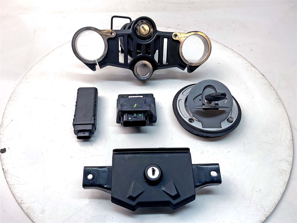 2023 Yamaha YZF-R 125 Lock set , Top Yoke & ECU - BNUH591A00
