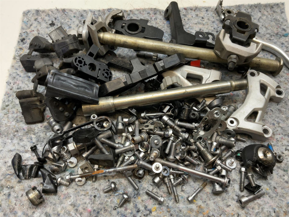 2022 Triumph Tiger 660 Assorted Nuts Bolts & Fixings Fasteners Axles Screws