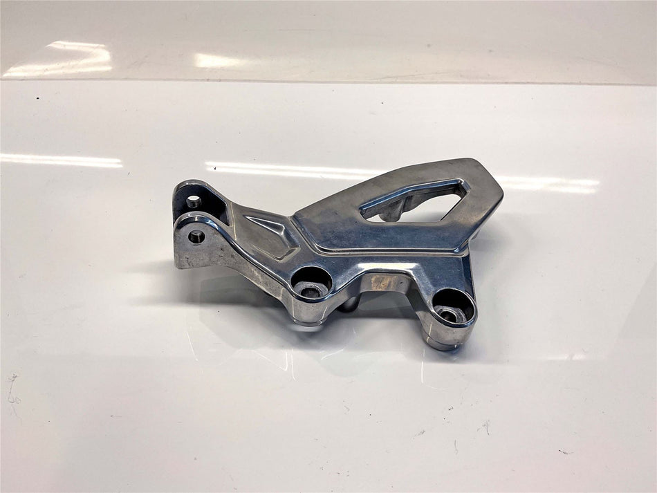 2025 Triumph Tiger 800 Right Front Footrest Heel Plate - T2087522