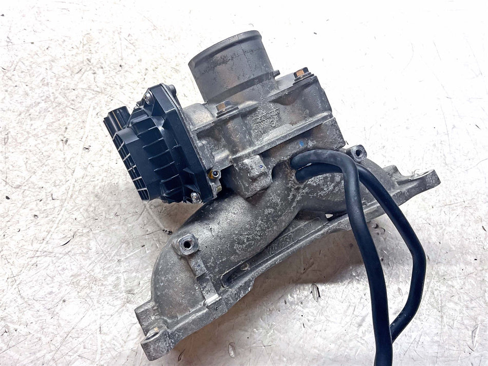 2022 Triumph Bonneville T100 Throttle Body, Twin 44Mm - T1240285