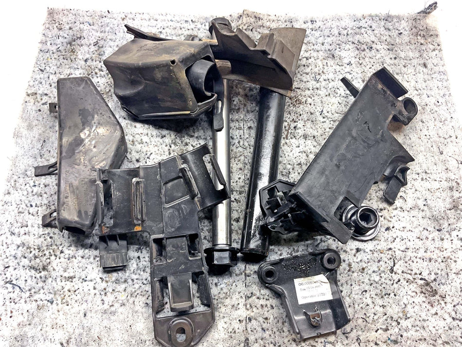 2020 KTM 1290 Super Duke R Assorted Fixings & Bolts - B60911BOBAB
