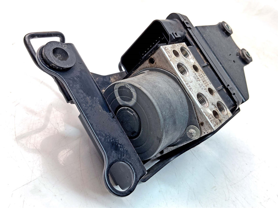 2015 Kawasaki Z1000 SX ABS Pump - 160820775