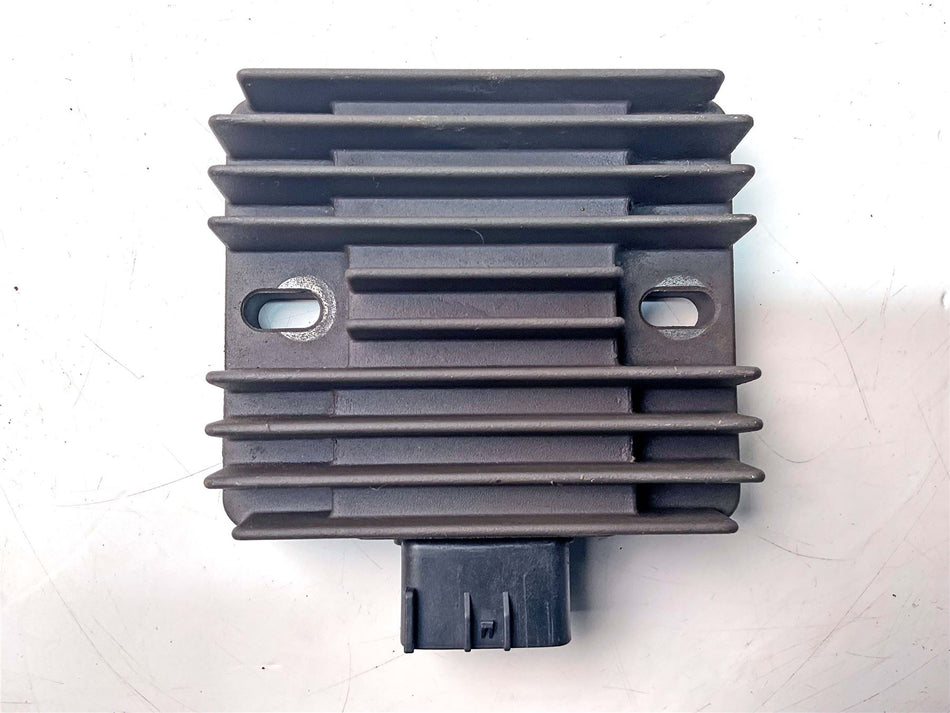 2015 Kawasaki ER-6f Regulator Rectifier - 210660033