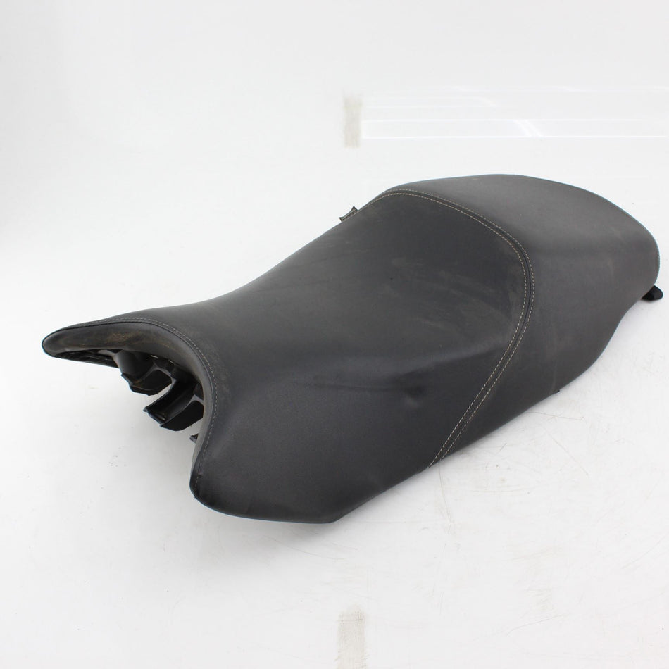 2010-2017 TRIUMPH SPRINT GT 1050 Seat  - T2304365