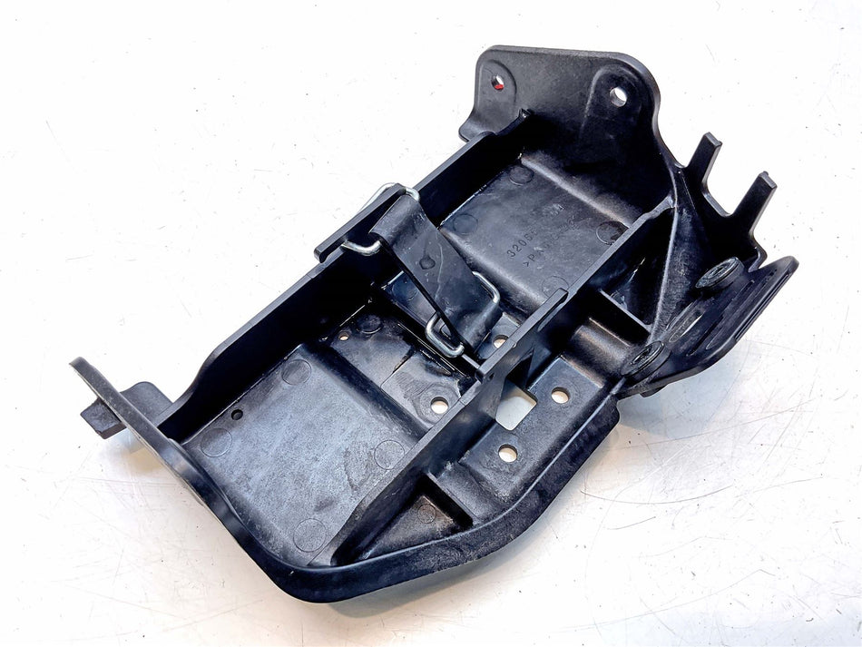 2014 Kawasaki Ninja ZX6 Tool Kit Box - 320650054