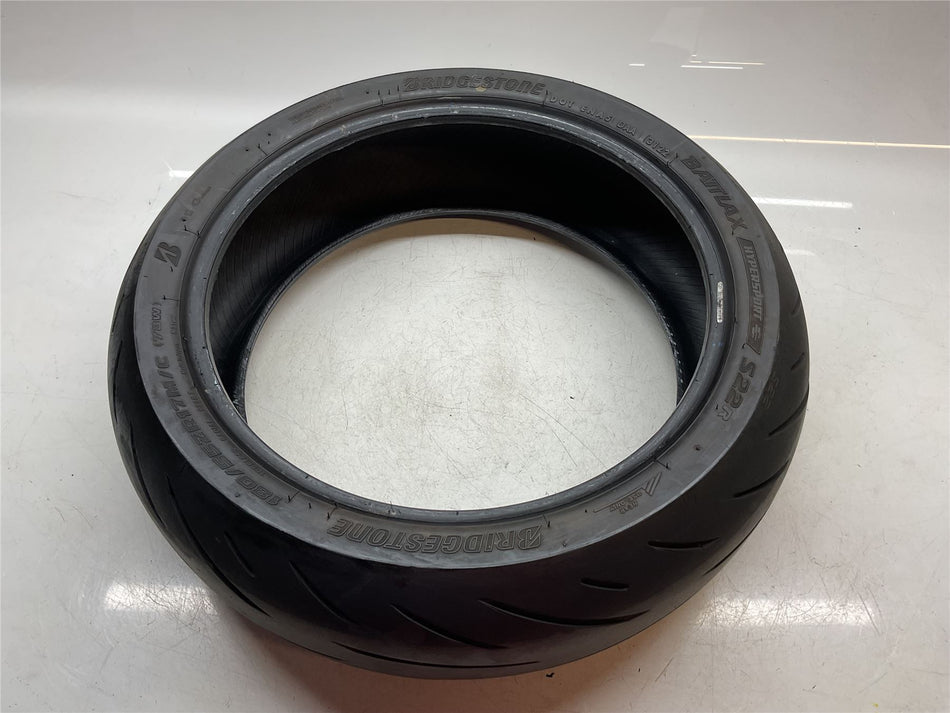 5mm-4mm-5mm BRIDGESTONE Battlax Hypersport  Rear Tyre  - 180/55/17
