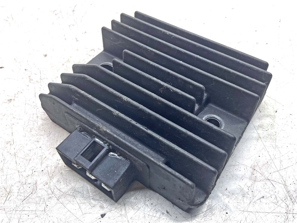 2015 Yamaha XT660 X Regulator Rectifier - 5SL8196000