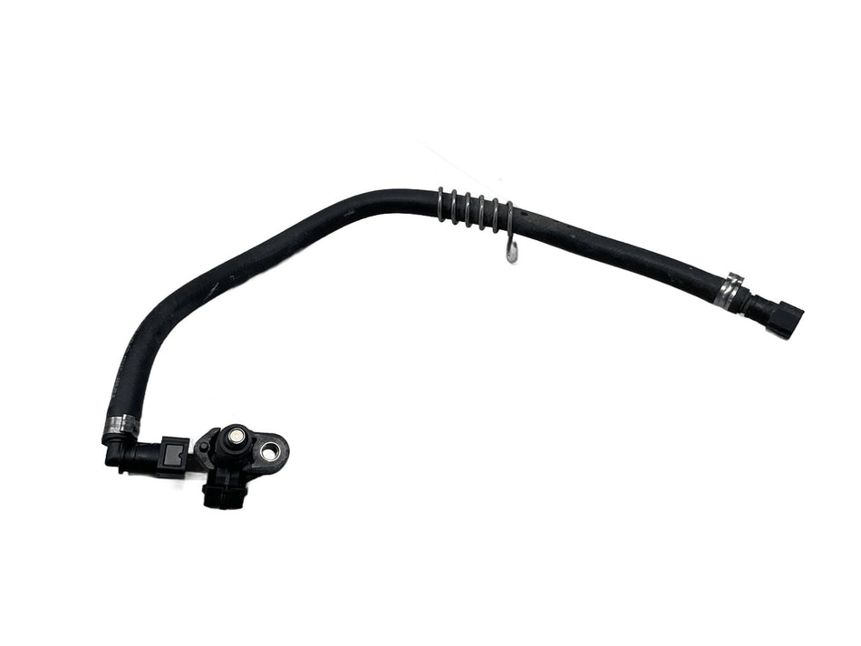 2025 Beta RR Fuel Injector & Supply Hose Assembly