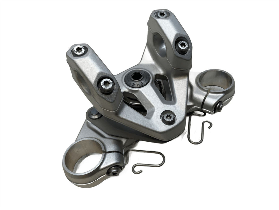 2024 BMW R1300GS Top Yoke Handlebar Clamp Bridge 31427108151
