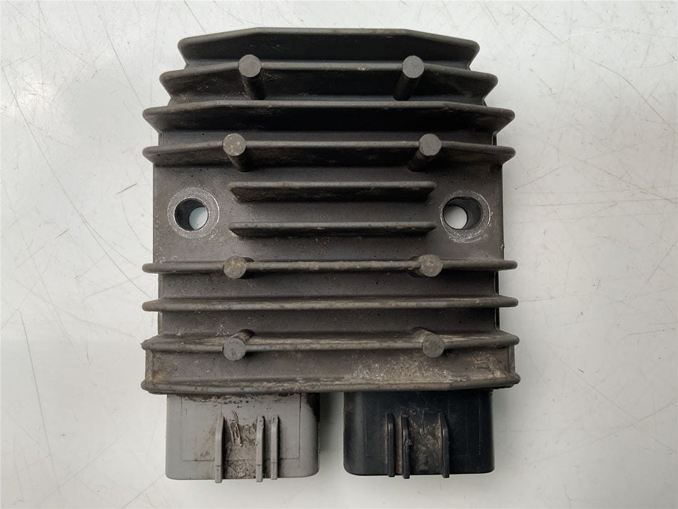 2011 Triumph Tiger 800 XC Regulator Rectifier - T1300675