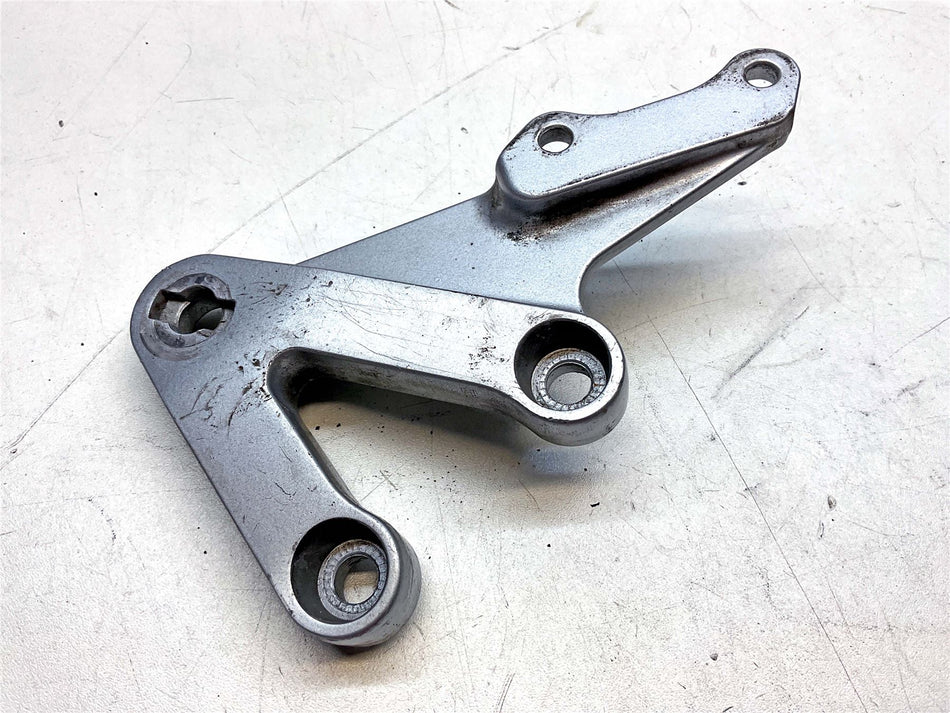 2003 Suzuki GSX-R600 Front Right Footrest Hanger - 4351135F00000