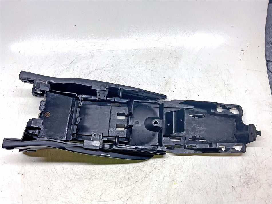 2006 Suzuki GSX-R750 Rear Fender Upper - 6311101H00000