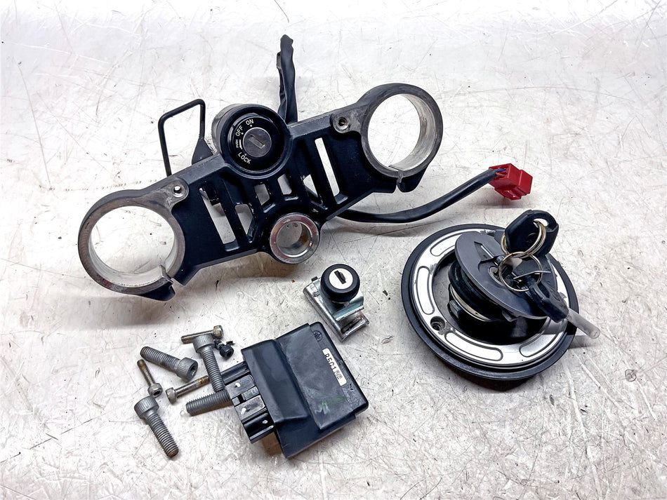 2022 Yamaha YZF-R 125 LockSet & Top Yoke - B60183LS