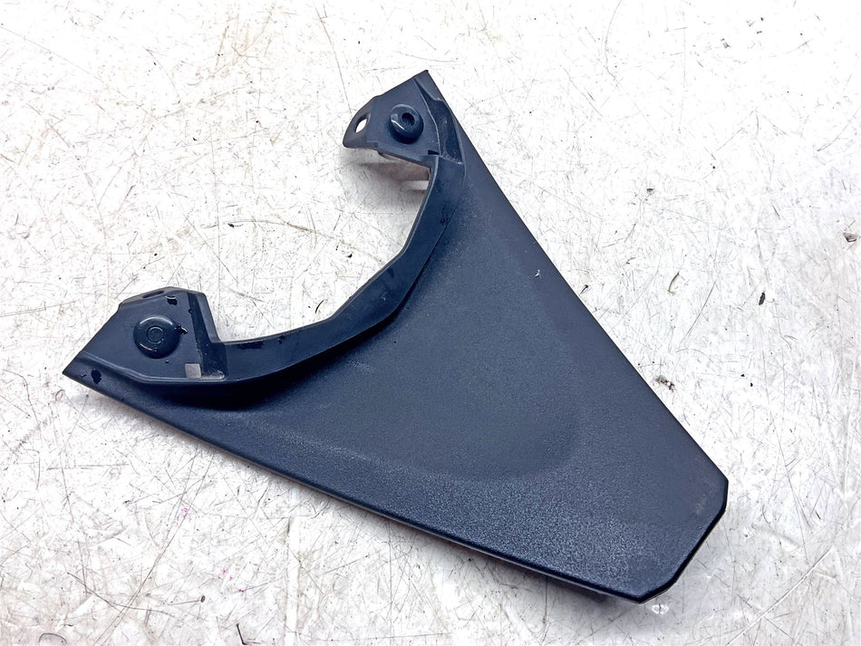 2024 Yamaha YZF R7 Seat 'V' Piece - BEB2171E00