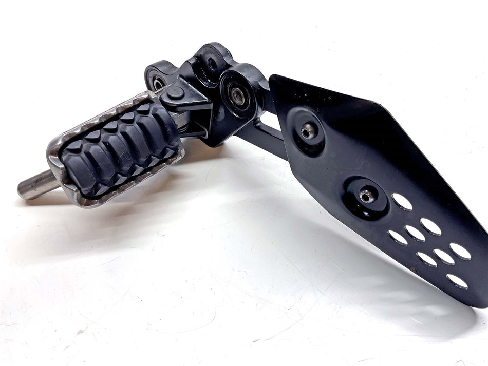 2019 Yamaha XSR700 XTribute Front Left Footrest & Hanger - 1WS274421000