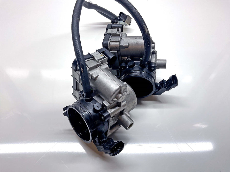 2025 Moto Guzzi V100 Mandello S Throttle Bodies - 3552 Miles - 1A023630