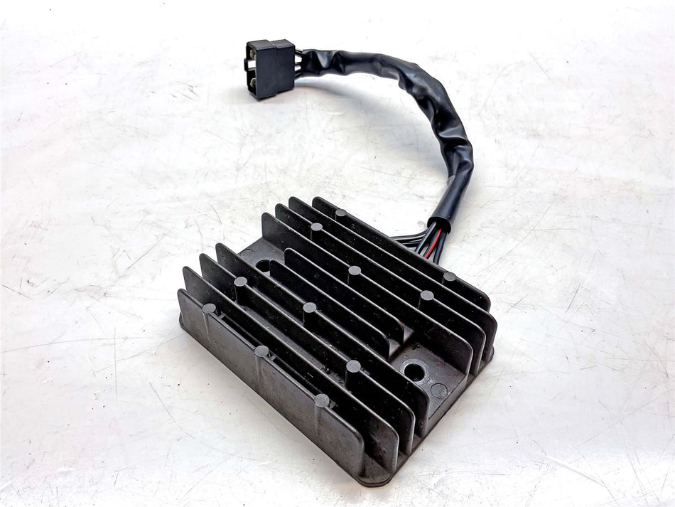 2009 Triumph Bonneville SE Regulator Rectifier - T1300888