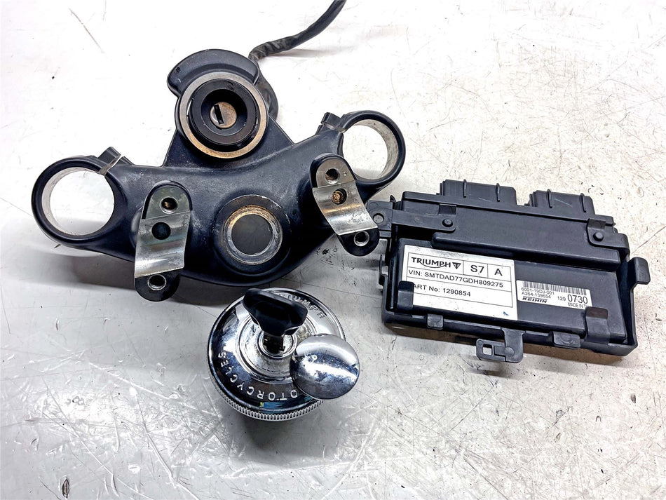 2017 Triumph Street Cup Lockset & ECU - T2500879