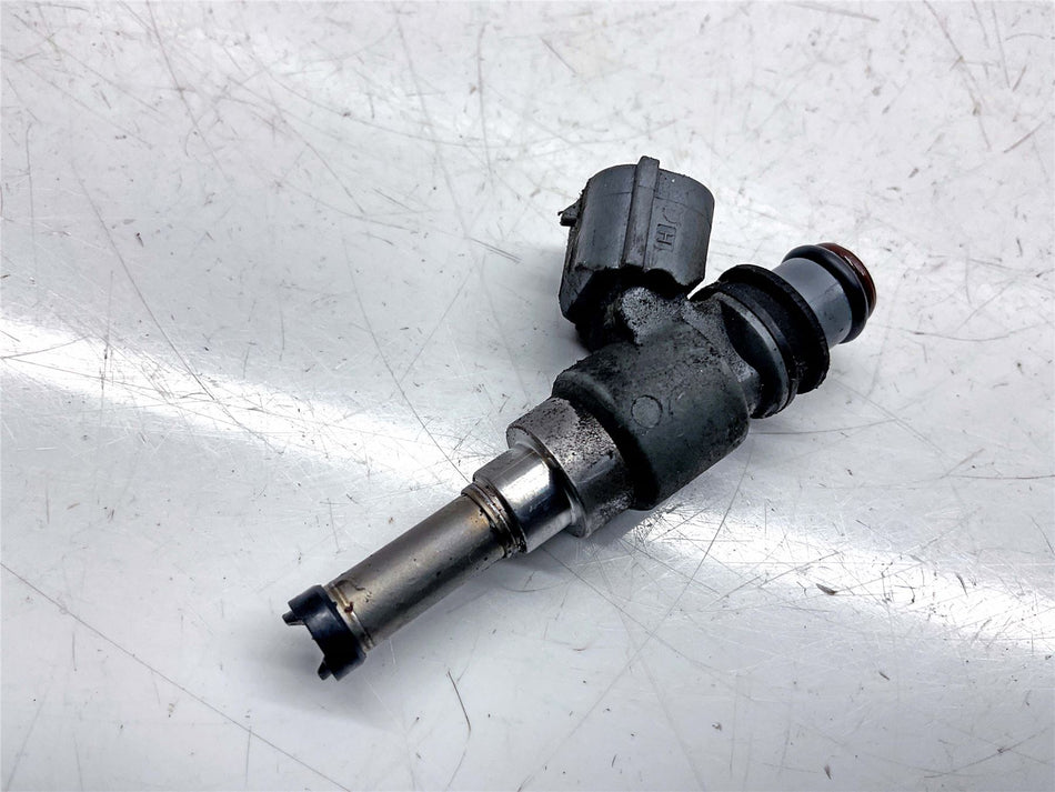2014 Yamaha MT-09 Fuel Injector - 4C8137610000