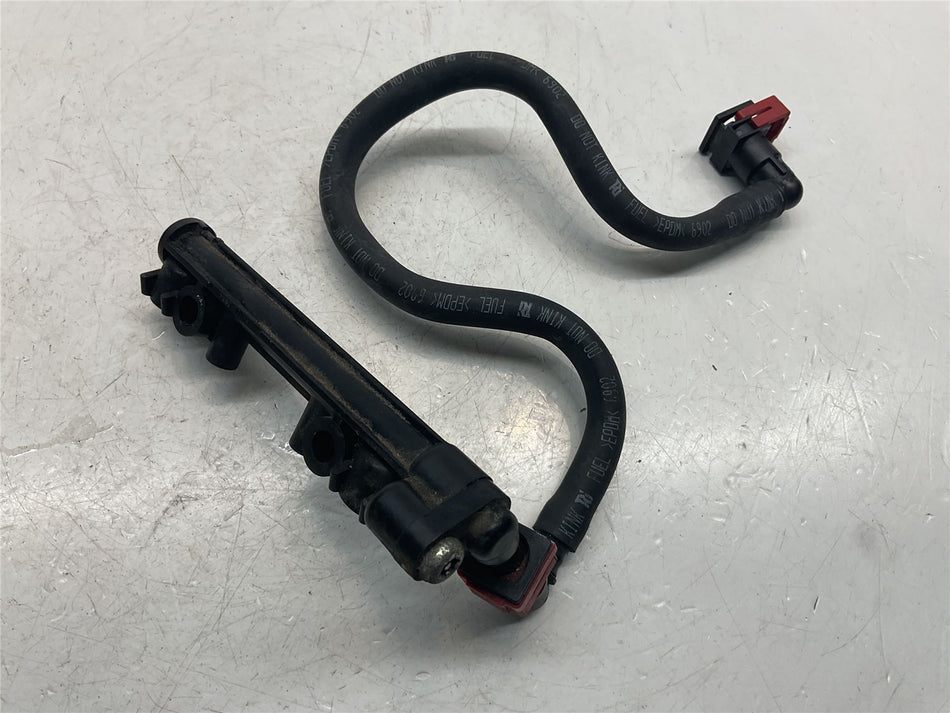 2017 Kawasaki Ninja 650 EX650 Fuel Injector Rail