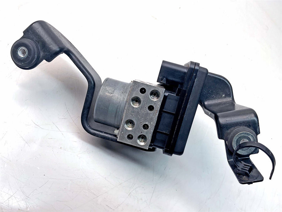 2016 Suzuki GSX-S1000F ABS ABS Pump & Bracket  - 5561004K00000