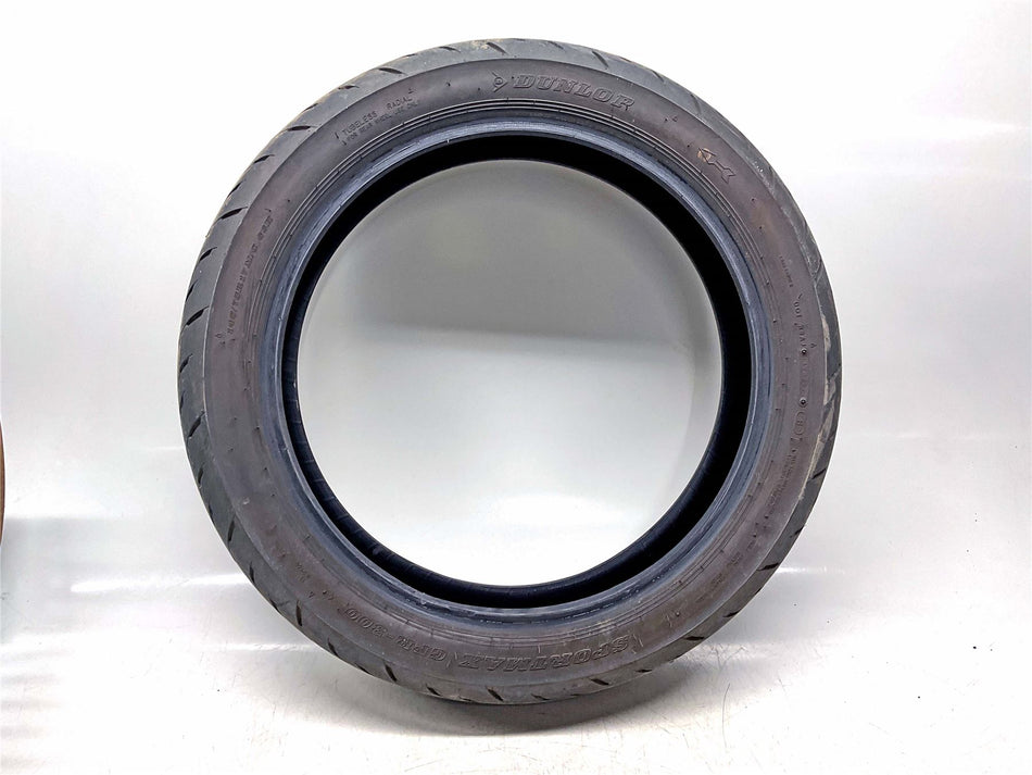 2022 DUNLOP DUNLOP SPORTMAX GPR-300 REAR TYRE