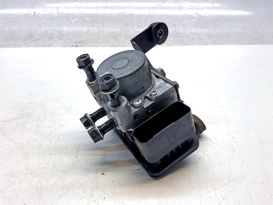 2019 Kawasaki Z900 ZR900 ABS Pump - 160820895