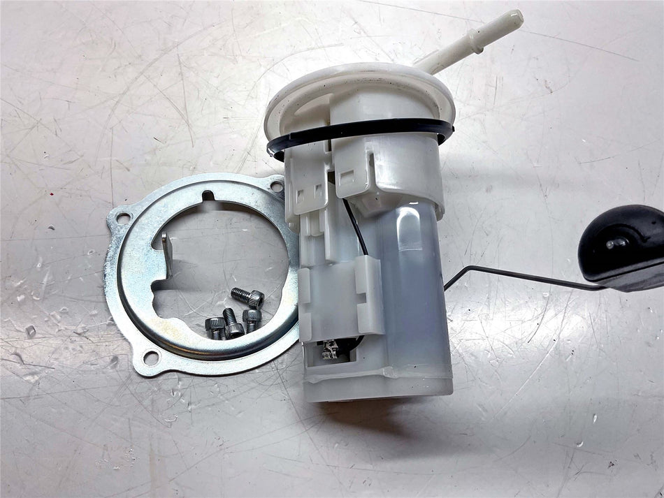 2022 Yamaha MT-10 Fuel Pump - B67139071000
